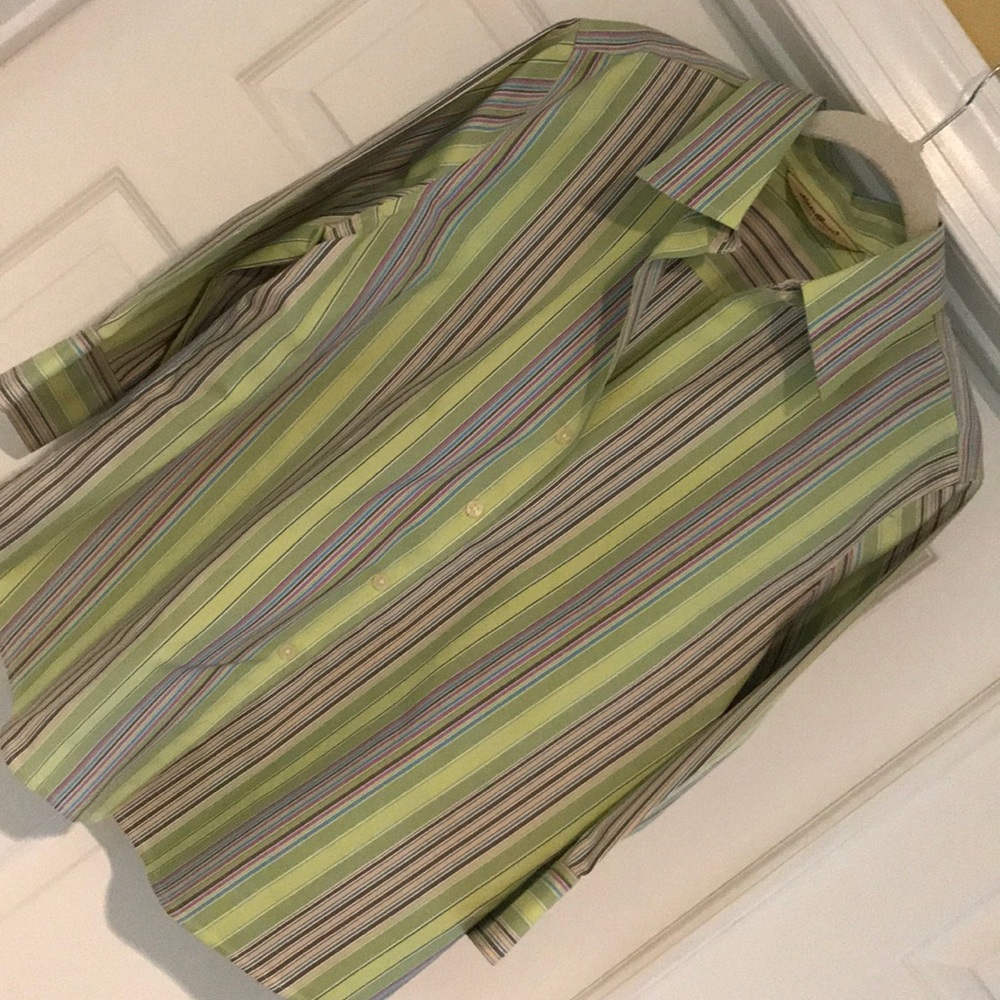NWT Eddie Bauer 3/4 sleeve collared shirt, size L